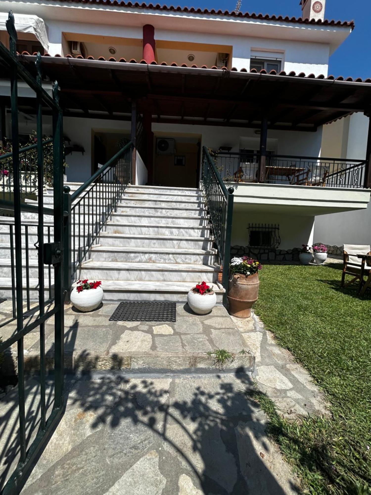 Вилла Perfect Hospitality - Elenas House, Nikiti Экстерьер фото